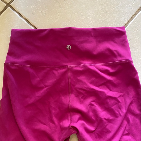 LULULEMON WUNDER TRAIN HIGH-RISE TIGHT 28" - Picture 4 of 8